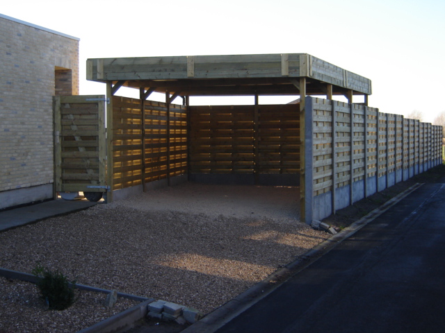 ruime losstaande carport