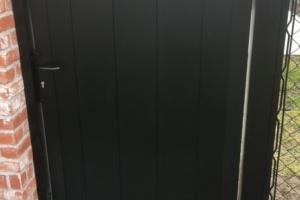 alu poort 